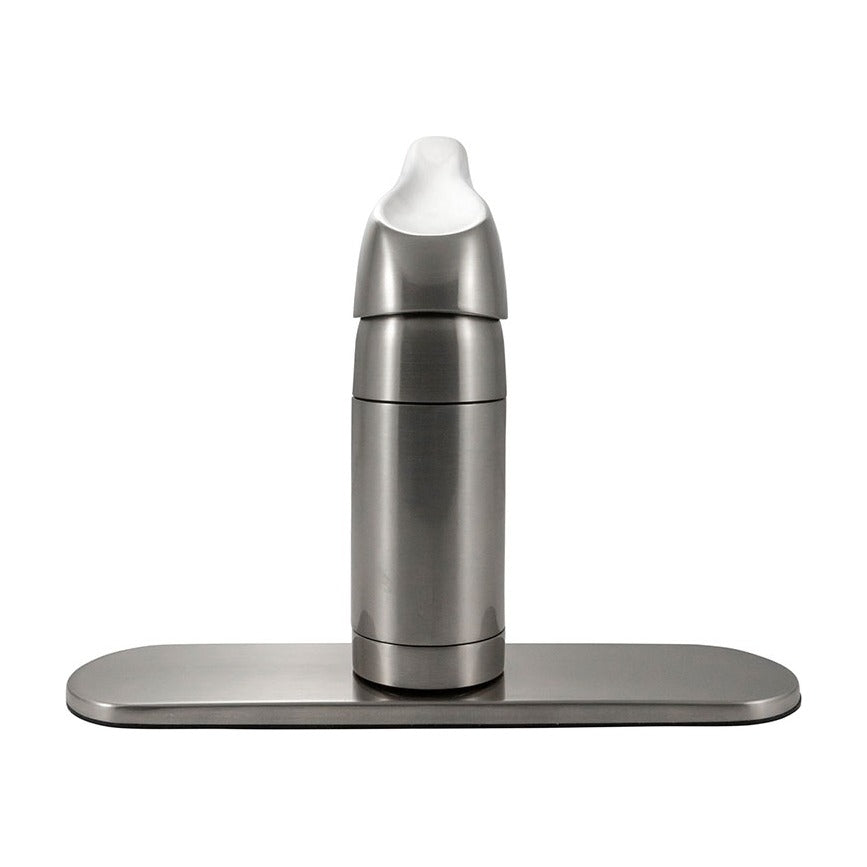 AcquaLuxe 805 Pull-Out Kitchen Faucet in Brushed Nickel, detail view