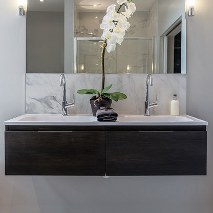 Essentials White Vena ceramic tile shown in a finished room, scene 2