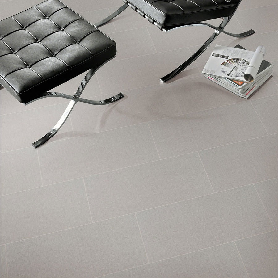 Loft Gris porcelain tile shown in a finished room, scene 3