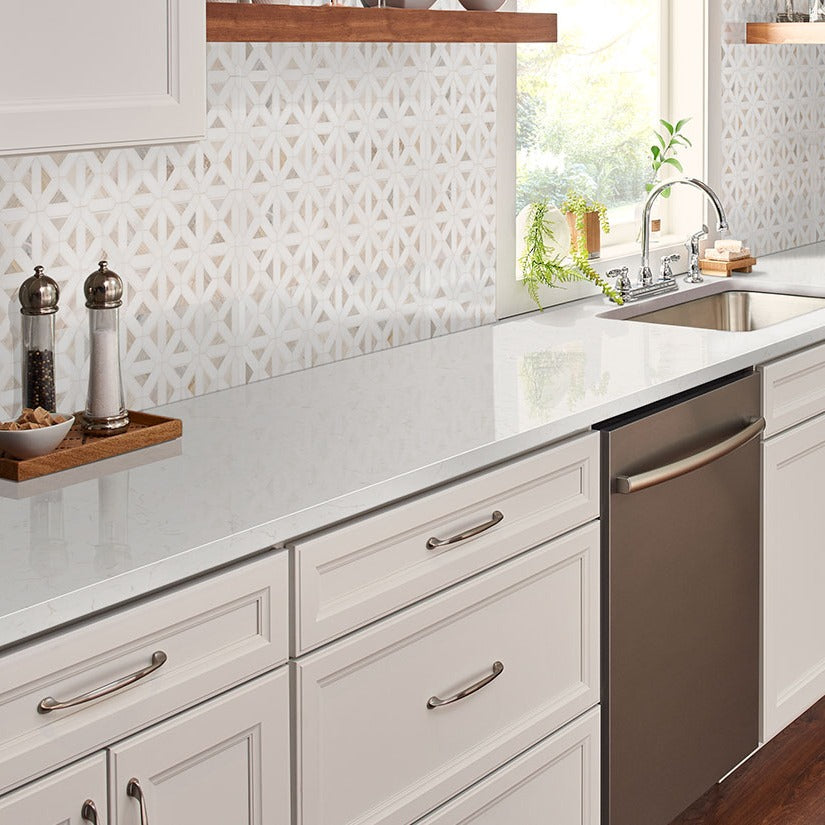 Carrara Miksa quartz countertop installed in a room setting