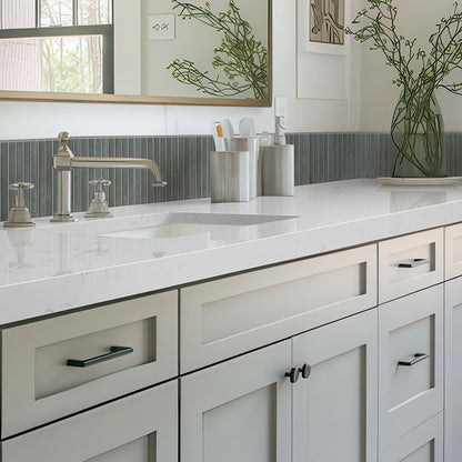 Carrara Morro quartz countertop installed in a room setting
