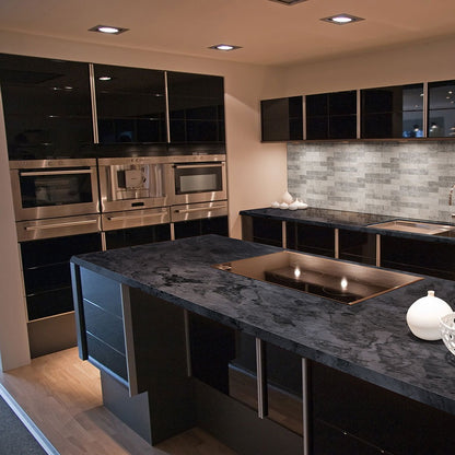 Cirrus Gray quartzite installed in a room setting