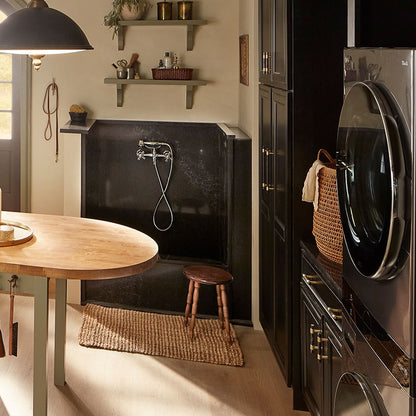 Midnight Corvo quartz countertop installed in a room setting