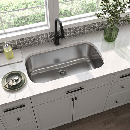 Single Cutout 32" x 18" Stainless Steel Undermount Kitchen Sink in Stainless Steel, installed in a room setting