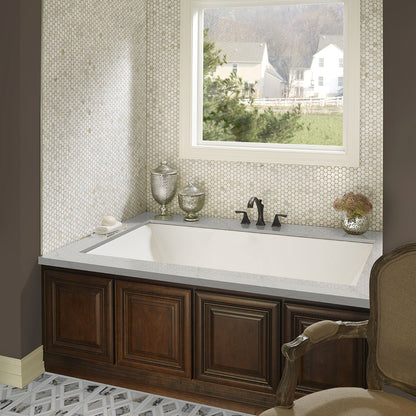 Tessere Pattern Marble Mosaic installed in a bathroom