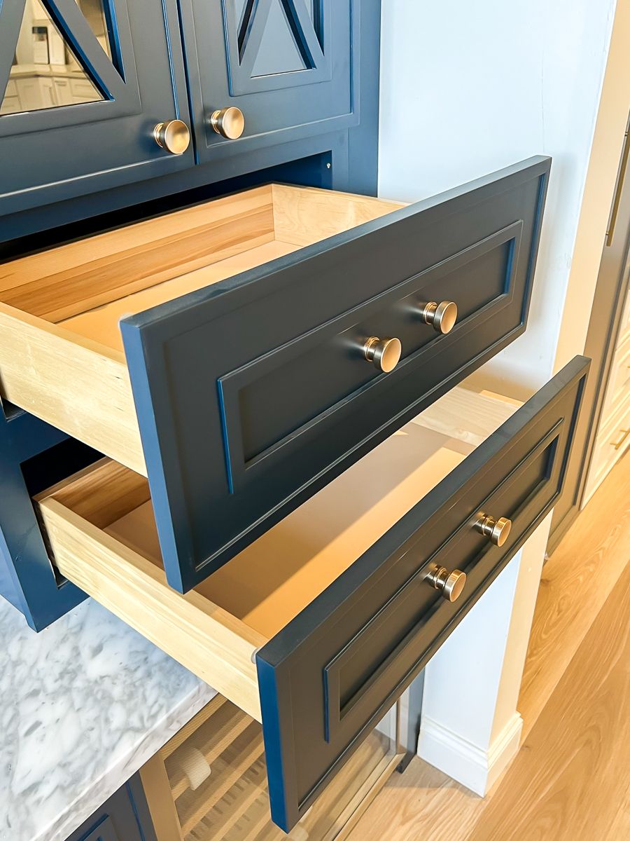 PW-Elegant Shaker Navy