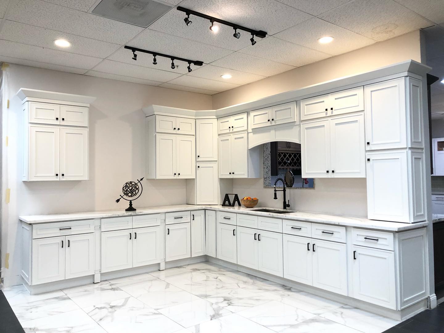 PW-Elegant Shaker White