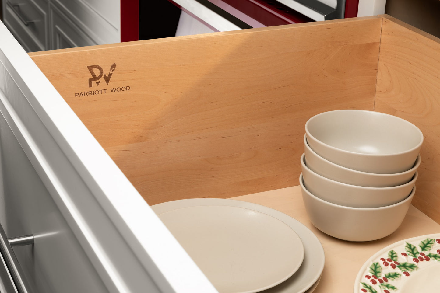 PW-Elegant Shaker White
