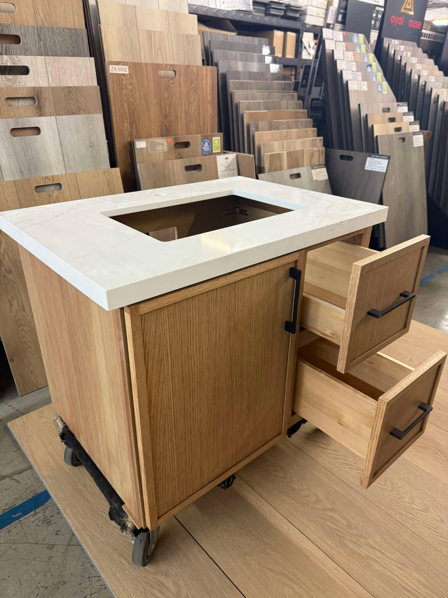 PK-Shady Slim Oak Frameless Shaker