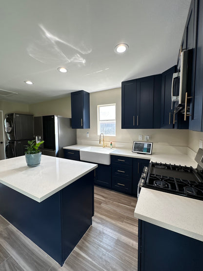 SF-Navy Blue Shaker