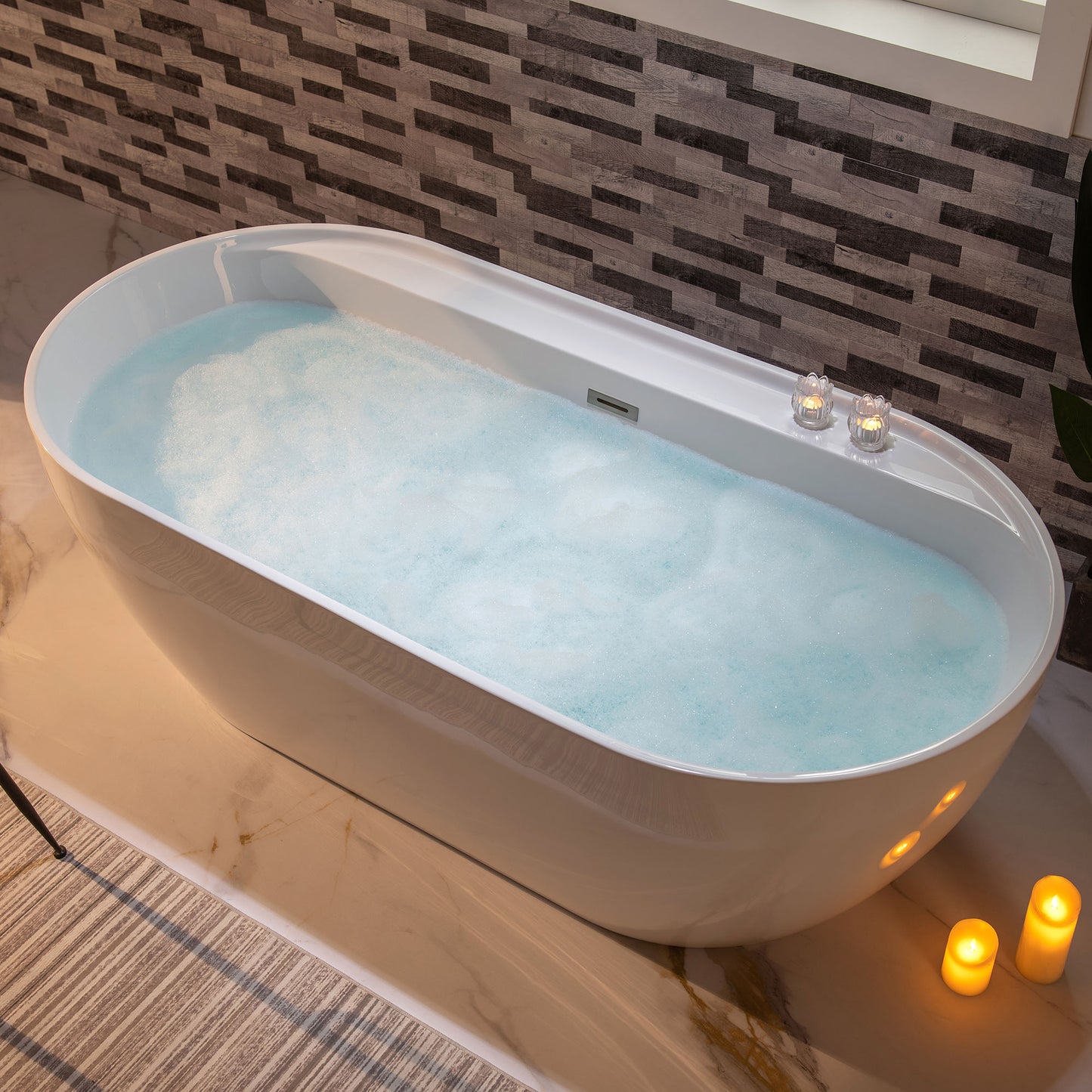 Aura 72" Freestanding Bathtub