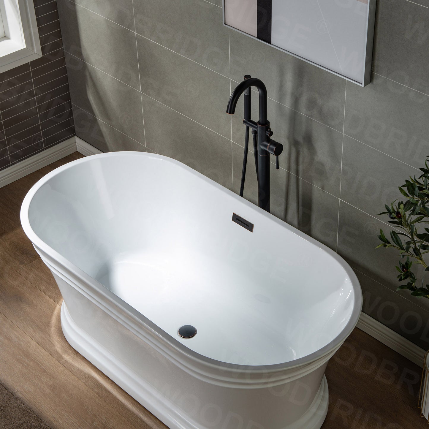 Azalea Freestanding Tub Faucet