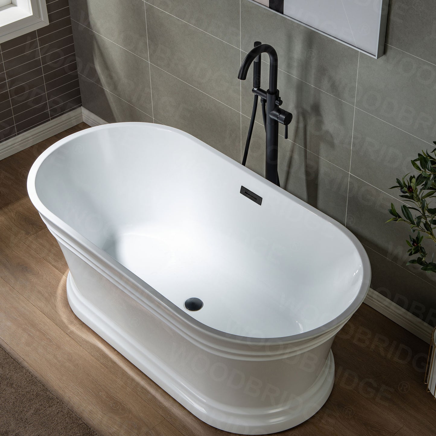 Azalea Freestanding Tub Faucet