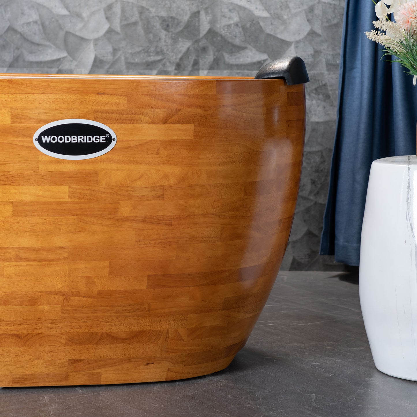 Derevo 67" Freestanding Bathtub