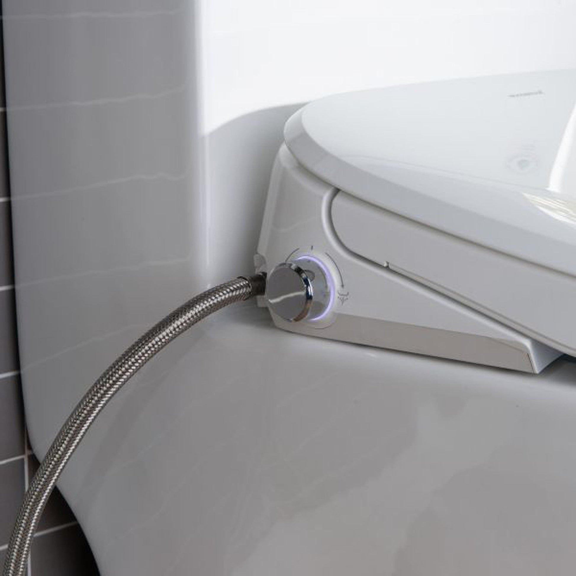 Faye One-Piece Intelligent Bidet Toilet - remote control