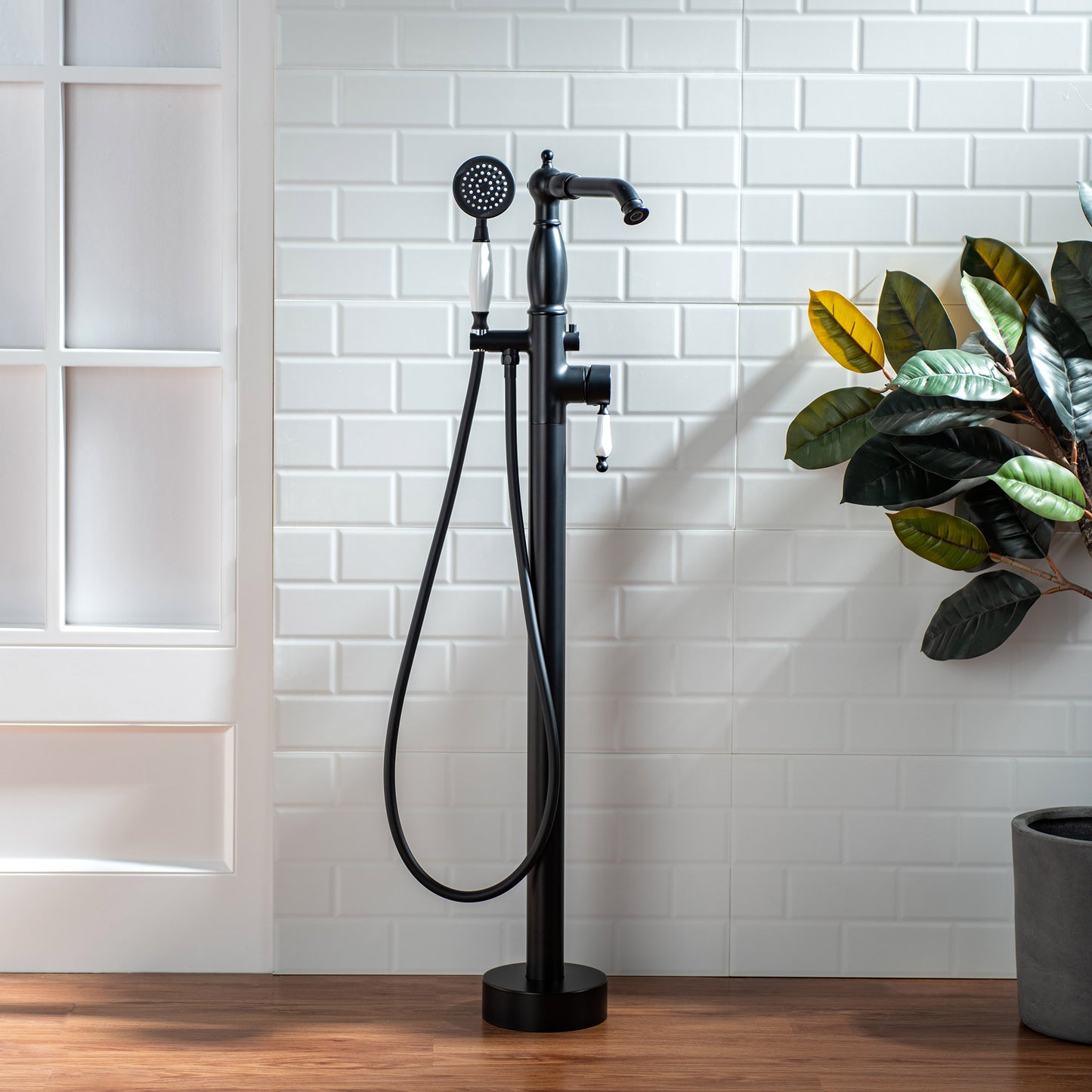 Inari Freestanding tub Faucet