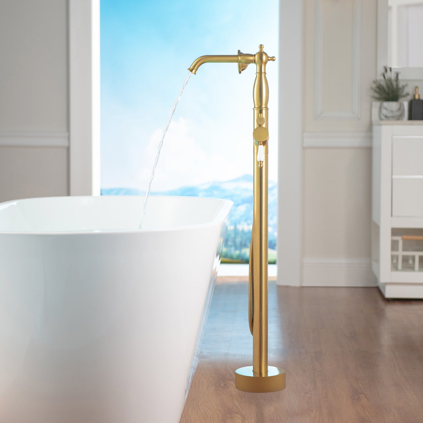 Inari Freestanding tub Faucet