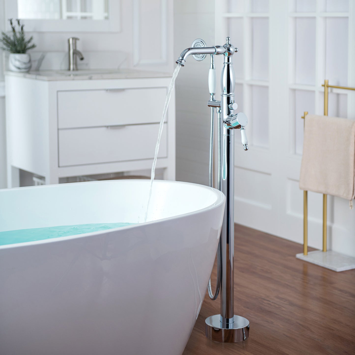 Inari Freestanding tub Faucet