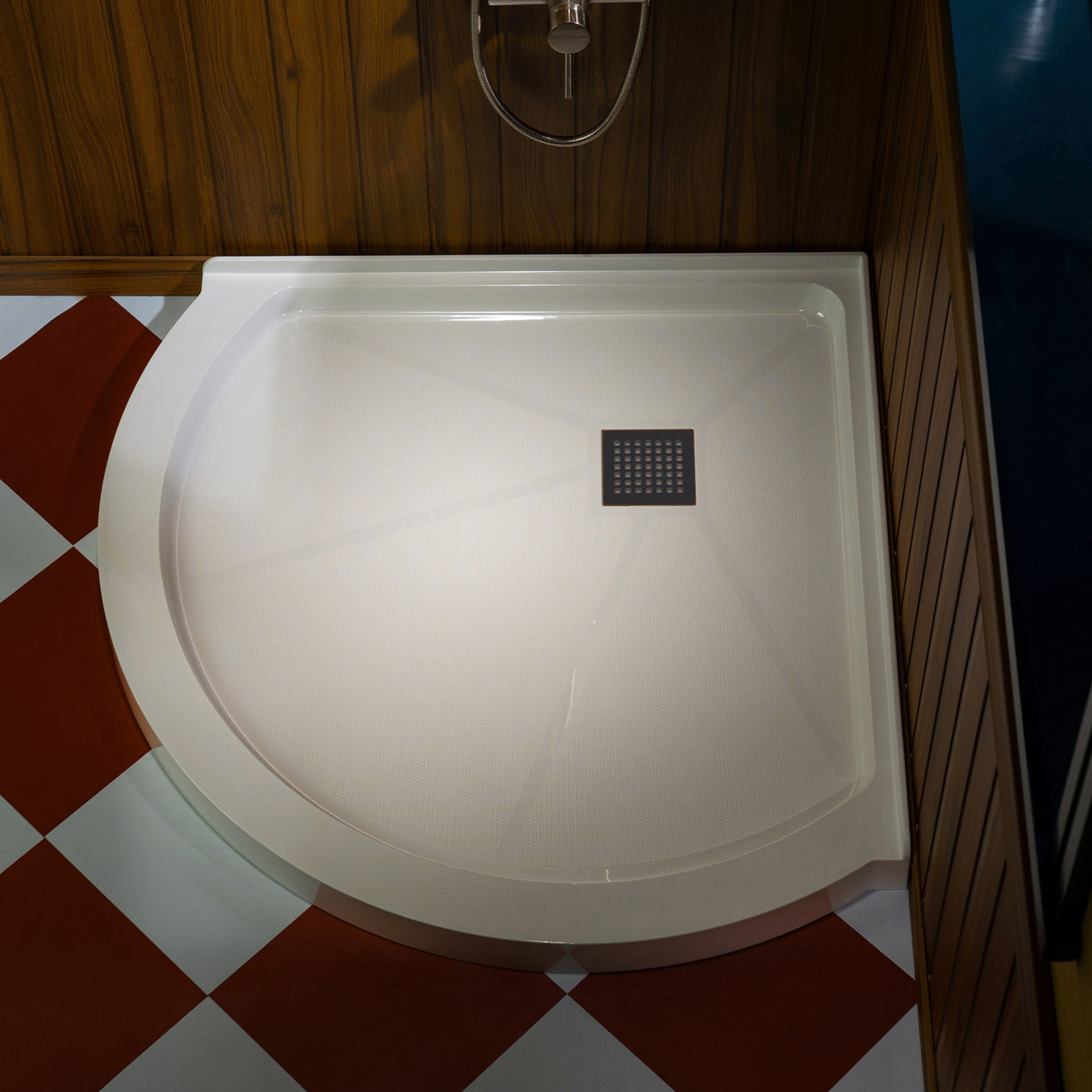 Round Neo-Angle Corner Solid Surface Shower Base Pan