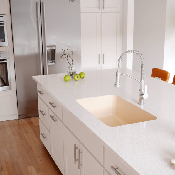 Seamless 31" Quartz Composite Undermount Kitchen Sink